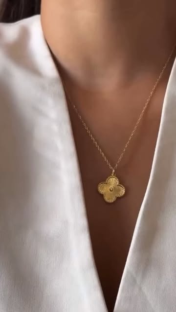 گردنبند ونکلیف